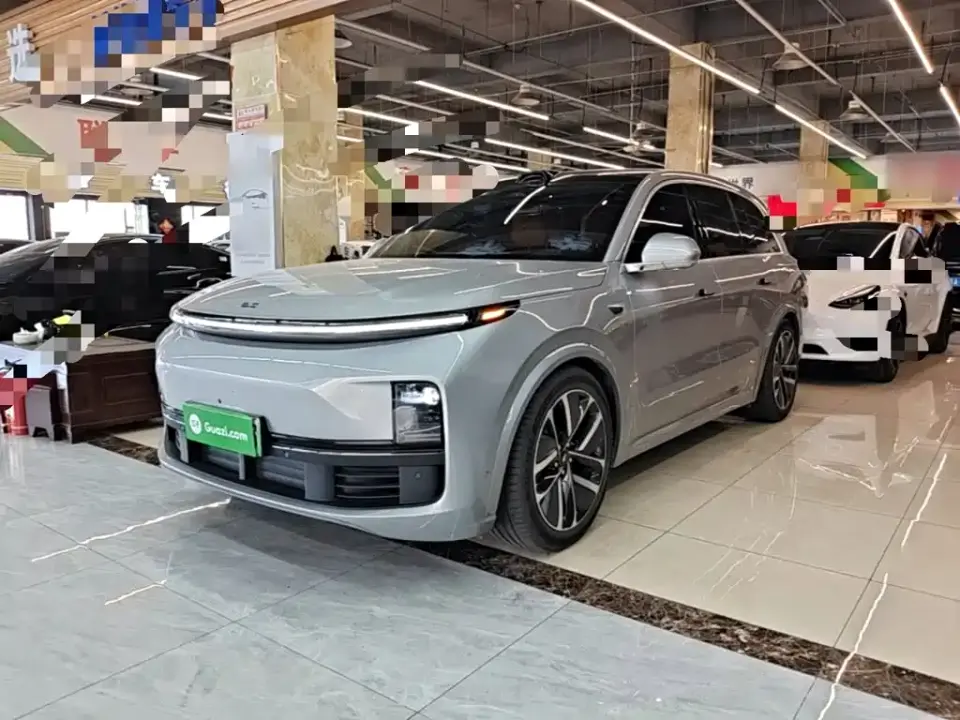 Li Auto Li L8 Model Ultra 2024