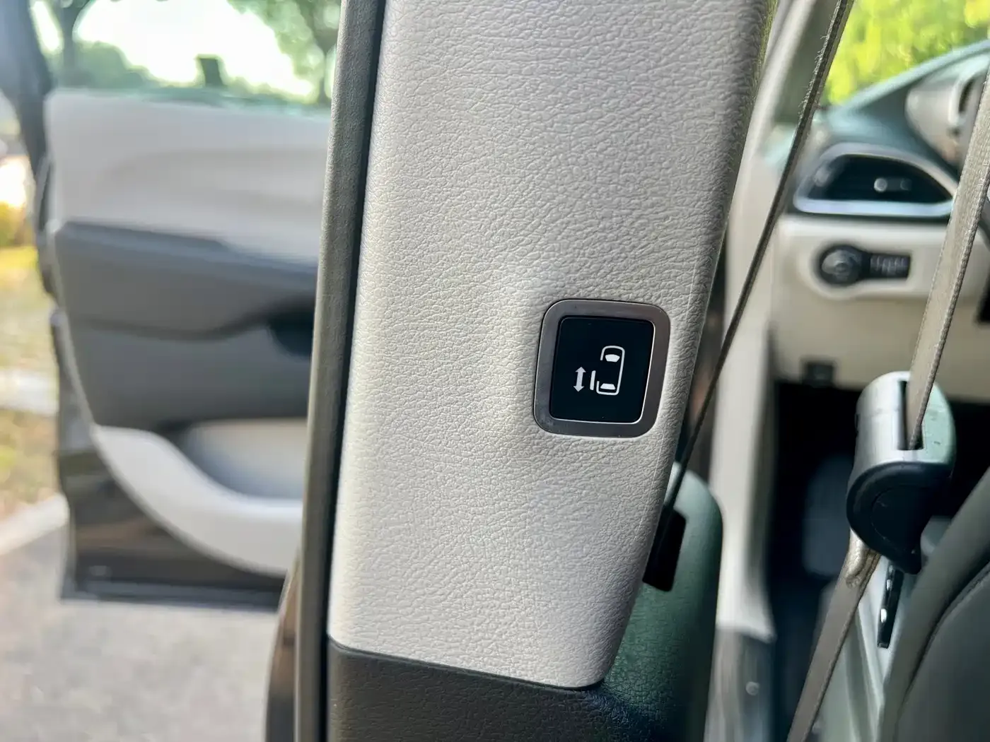 Chrysler Grand Voyager (Import) 3.6L Premium Edition 2019 — фото 25