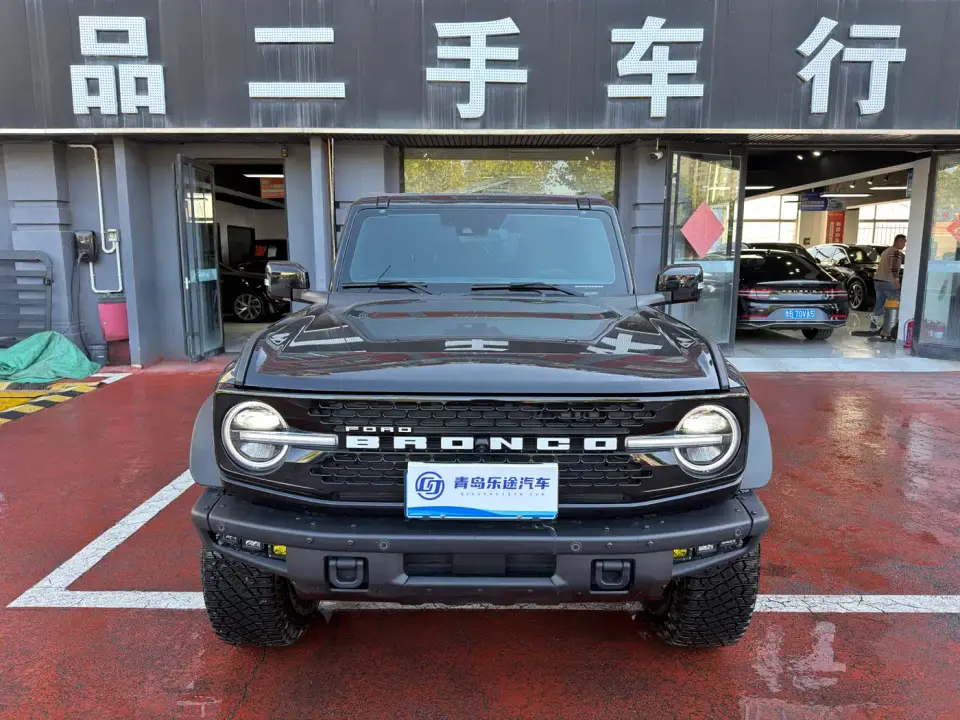 Ford Bronco 2.3T Badlands 2025