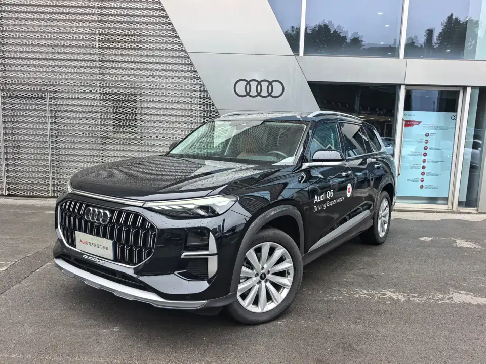 Audi Q6 45 TFSI quattro Qi Yun Yu Lin Package 6-seater 2025