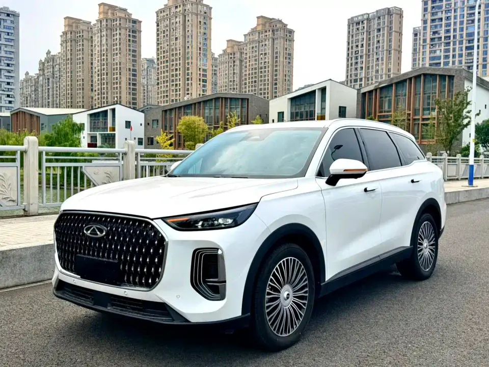 Chery Tiggo 8L 2.0T 2WD Premium 5-seater 2025