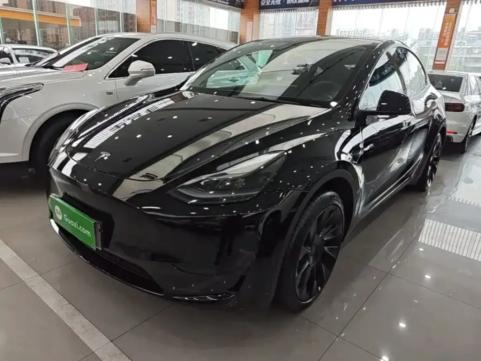 Tesla Model Y Facelift Rear-Wheel Drive Version 2023
