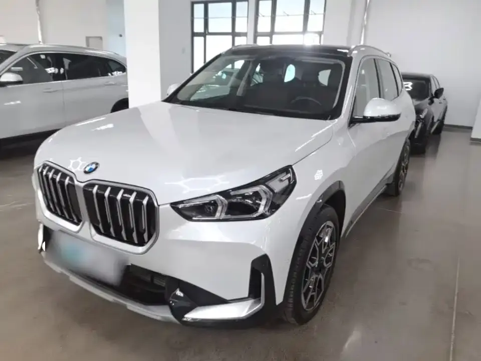 BMW X1 sDrive25Li X Design Package 2025