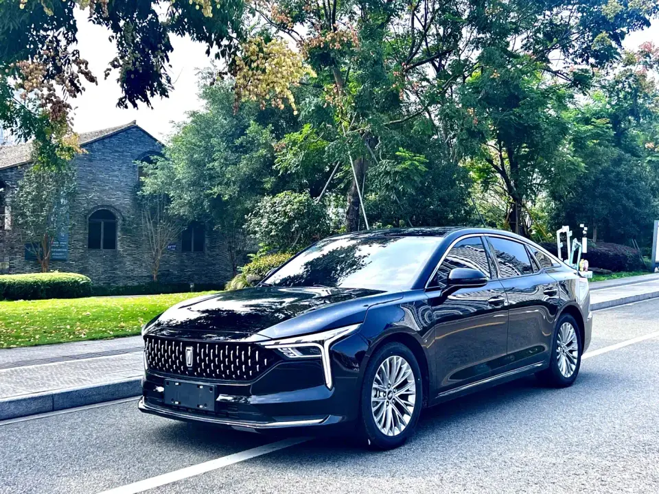 Besturn B70 Dragon Glory Edition 1.5T Comfort 2025