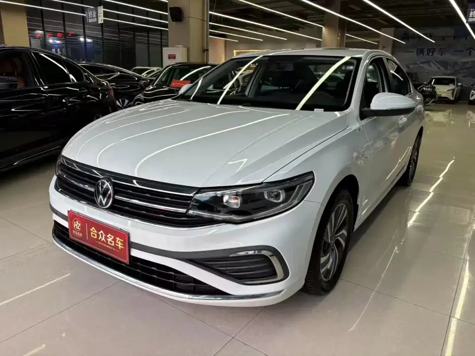 Volkswagen Bora 200TSI DSG Joy Ride Navigation Edition 2025