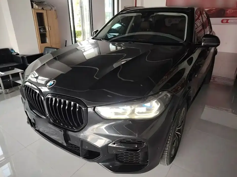 BMW X5 (Import) xDrive40i M Sport Package 2022