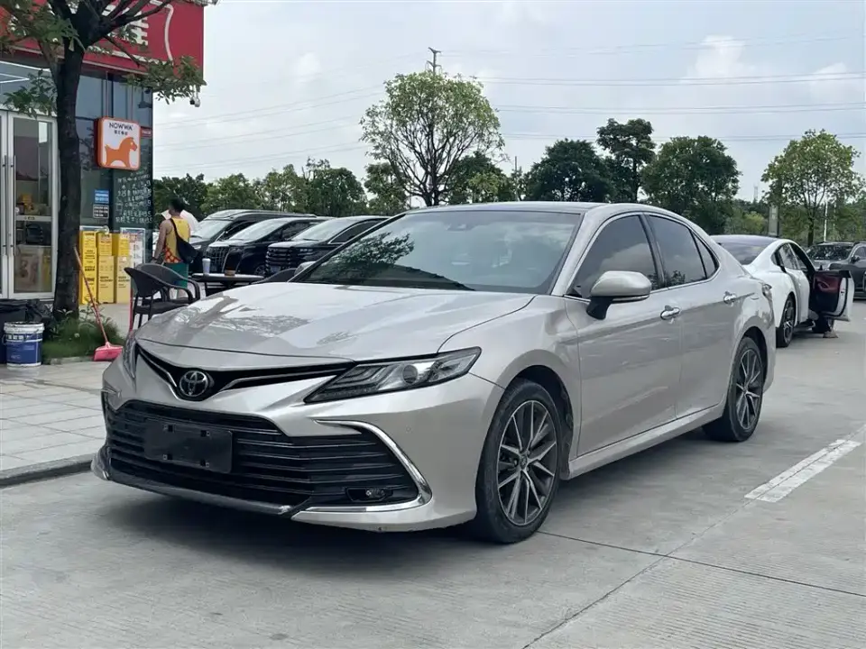 Toyota Camry 2.5G Luxury Edition 2021