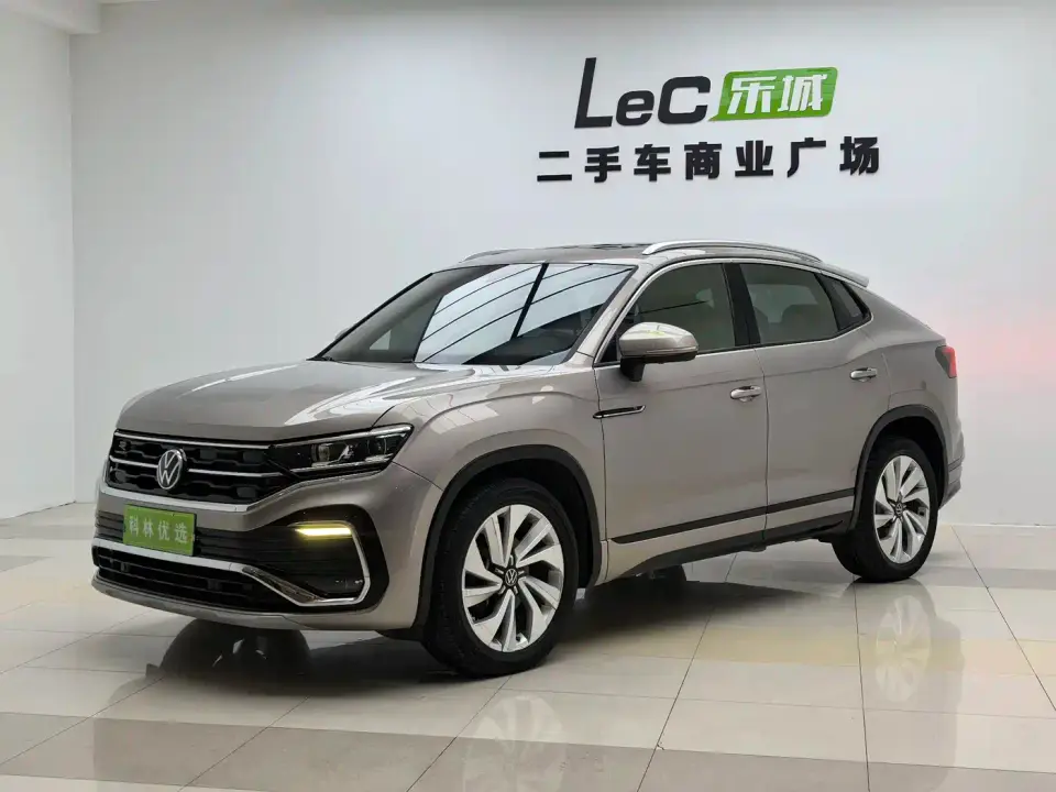 Volkswagen Tayron X 330TSI 2WD Premium Smart Edition 2021