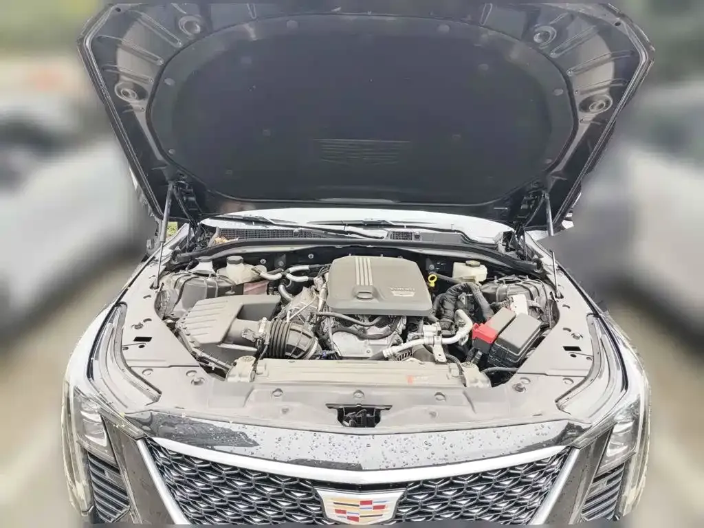 Cadillac CT5 Model 28T Urban Sport Edition 2025 — фото 3