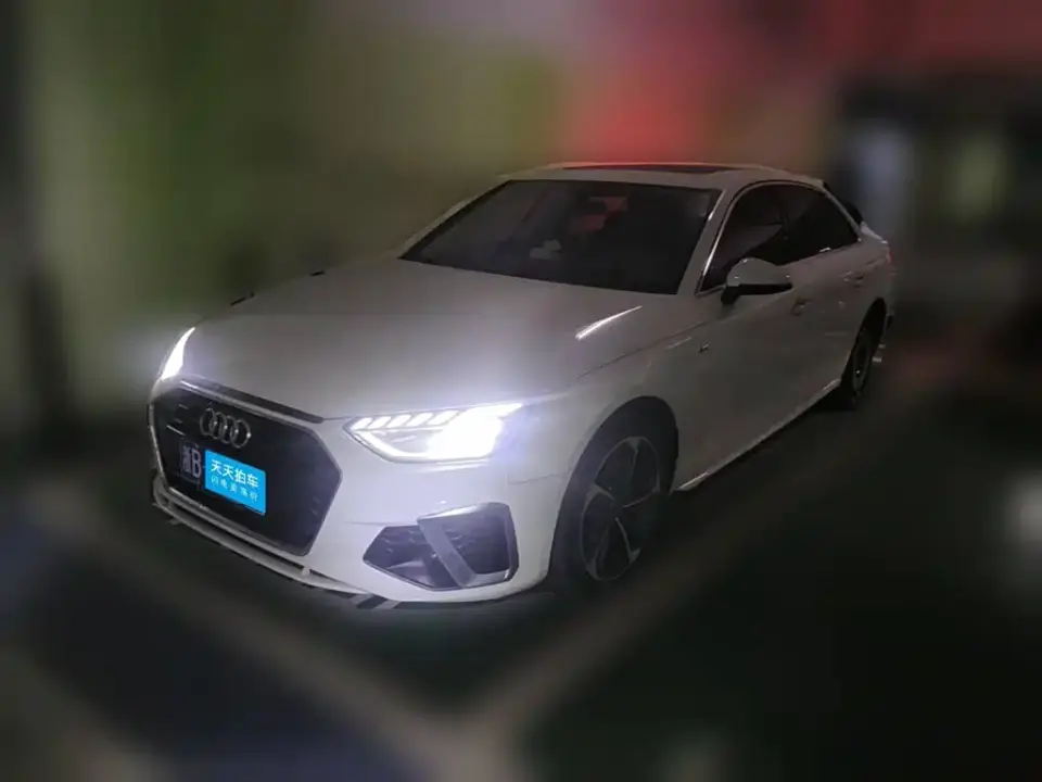 Audi A4L 40 TFSI Fashion Dynamic 2022