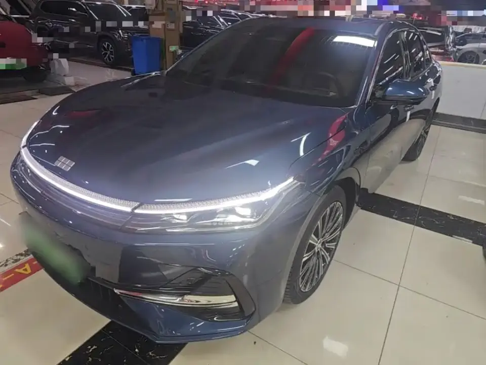 Geely Galaxy Galaxy A7 EM-i 2025