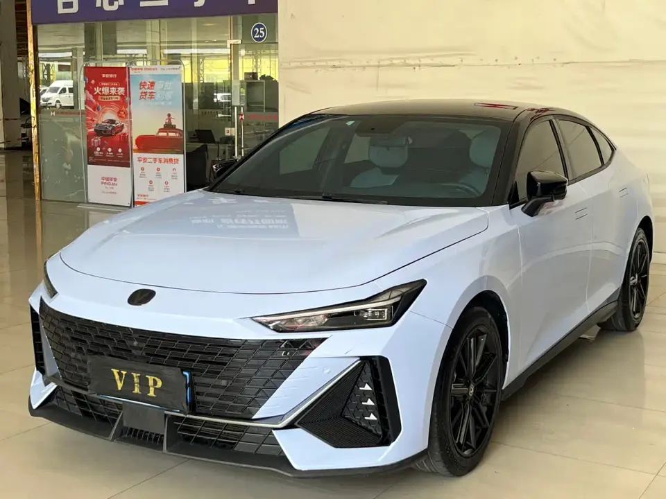 Changan UNI-V 1.5T Premium Model 2022