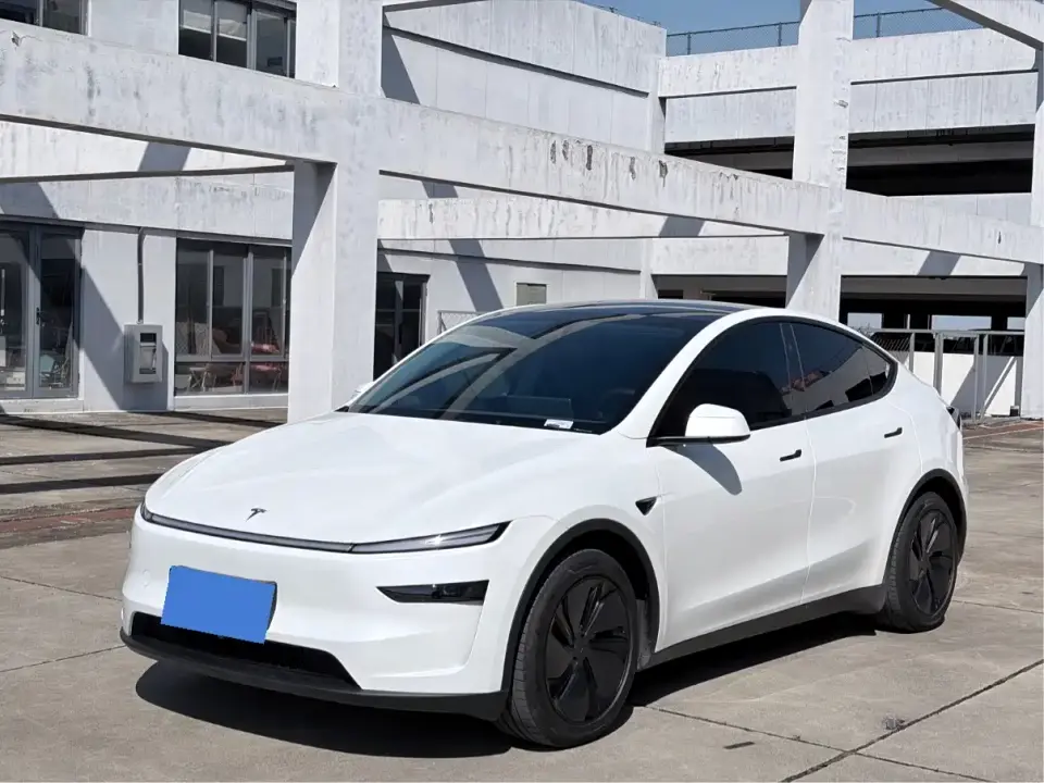Tesla Model Y Facelift Long Range All-Wheel Drive 2025