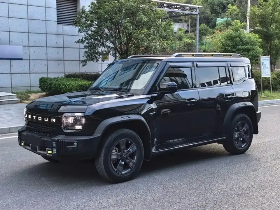 Jetour Traveler Model 1.5T 2WD Discovery PRO 2024