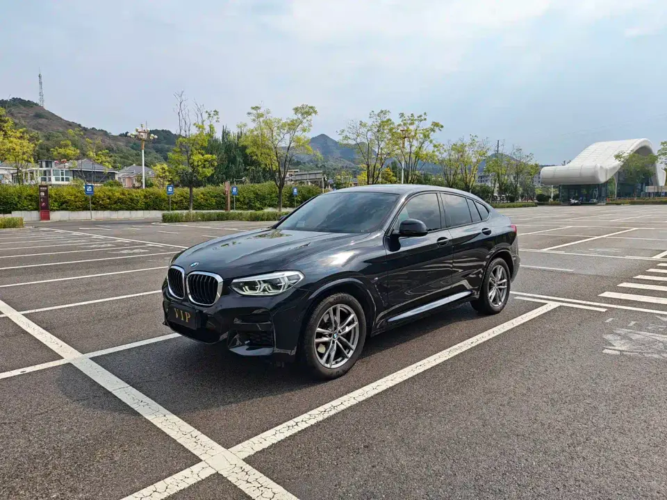BMW X4 xDrive 25i M Sport Package 2021