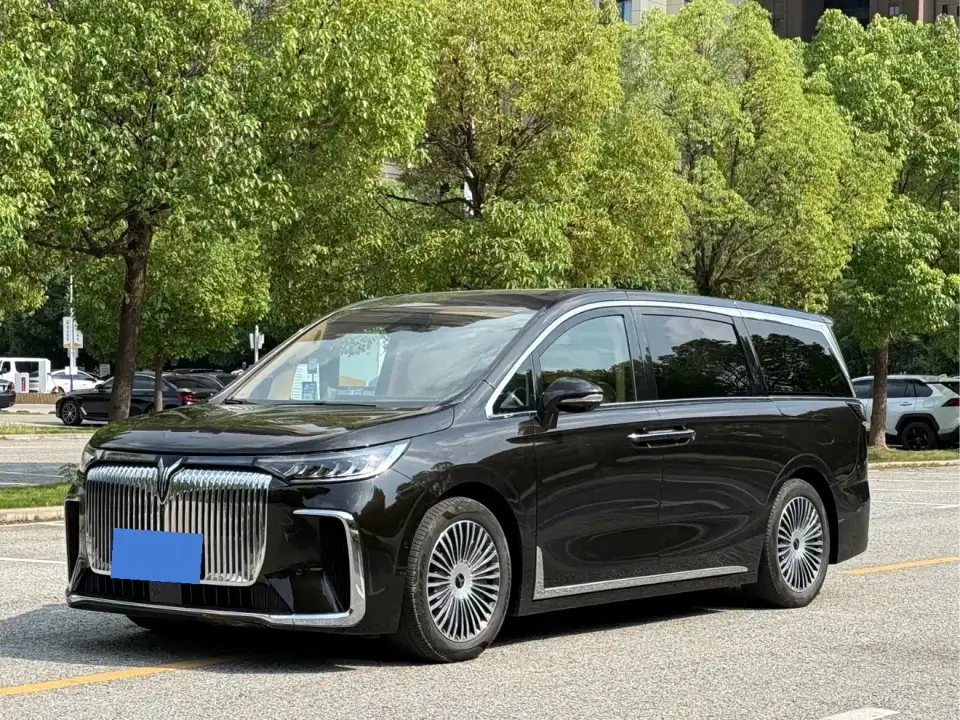 Voyah Auto Voyah Dreamer PHEV AWD Flagship Kunpeng Edition 2024