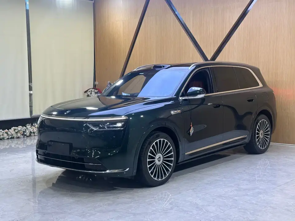 AITO Wenjie AITO M8 Extended Range Ultra 53.4kWh 6-Seater 2025