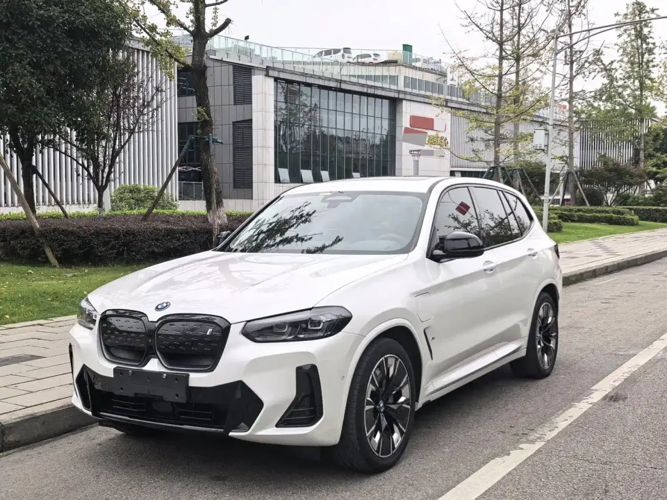 BMW iX3 Innovation Leader 2023