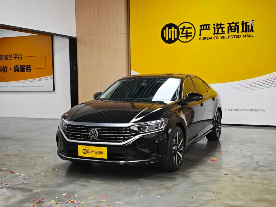 Volkswagen Passat Facelift 330TSI Luxury Edition 2023