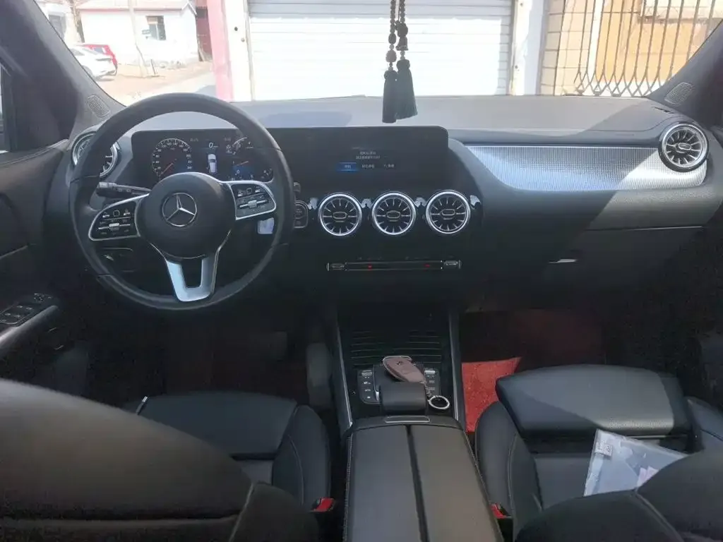 Mercedes-Benz GLA-Class GLA 220 2023 — фото 5