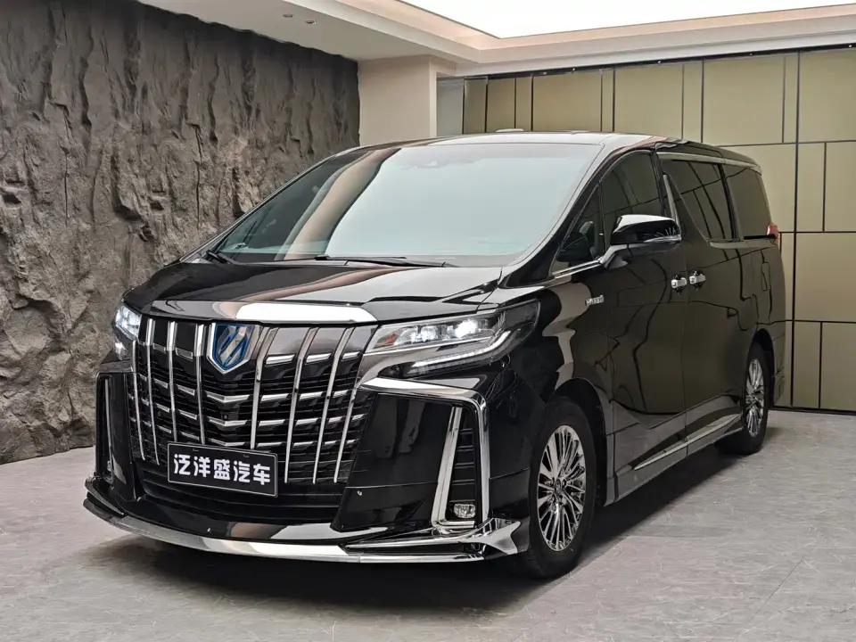 Toyota Alphard Hybrid 2.5L Luxury 2022