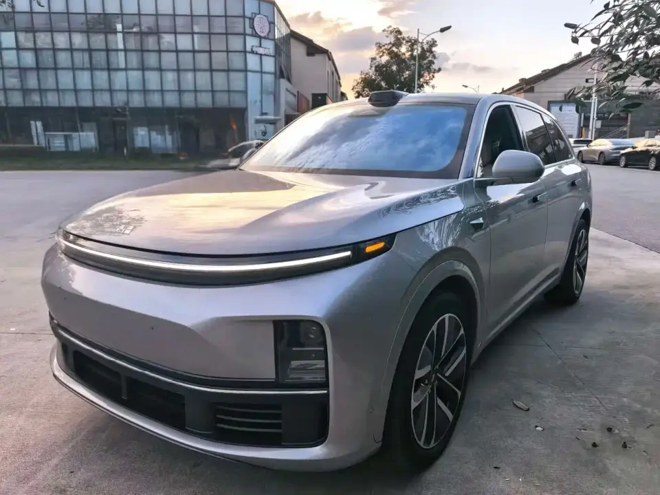 Li Auto L7 Model Ultra 2025