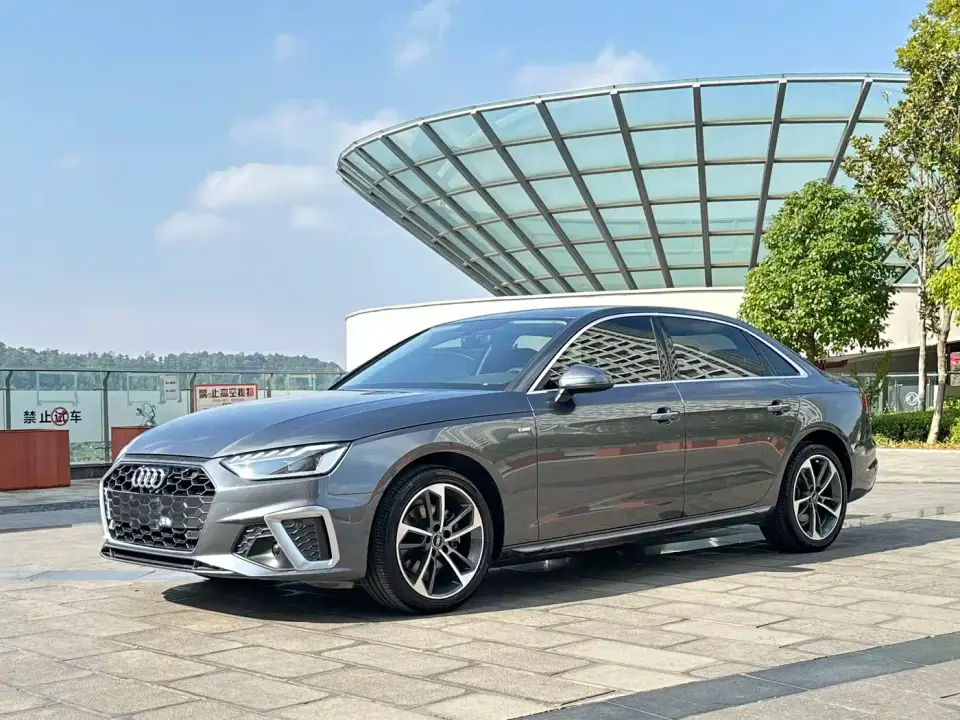 Audi A4L 40 TFSI Fashion Dynamic 2022