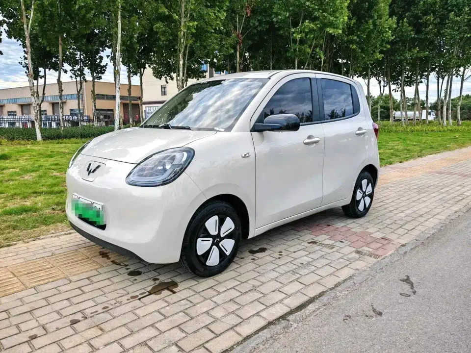 Wuling Motors Hongguang MINIEV 4-Door Advanced 2025