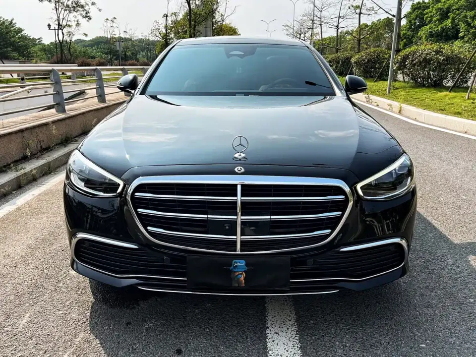 Mercedes-Benz S-Class Model S 400 L Luxury Edition 2023