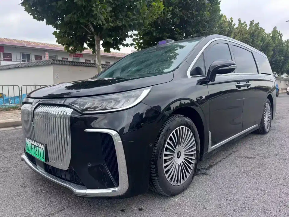 Voyah Auto Voyah Dreamer Model PHEV 4WD Premium QianKun Edition 2025