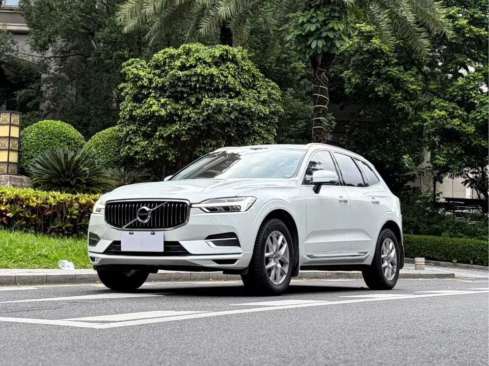 Volvo XC60 T5 4WD Intelligent Comfort Luxury Edition 2020