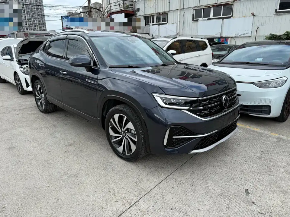 Volkswagen Tayron X 330TSI 2WD Premium High-Performance Edition 2025