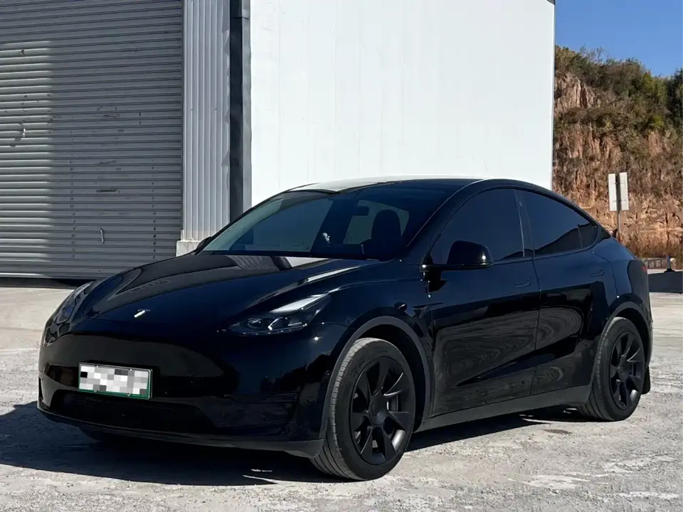 Tesla Model Y Facelift Rear-Wheel Drive Version 2023