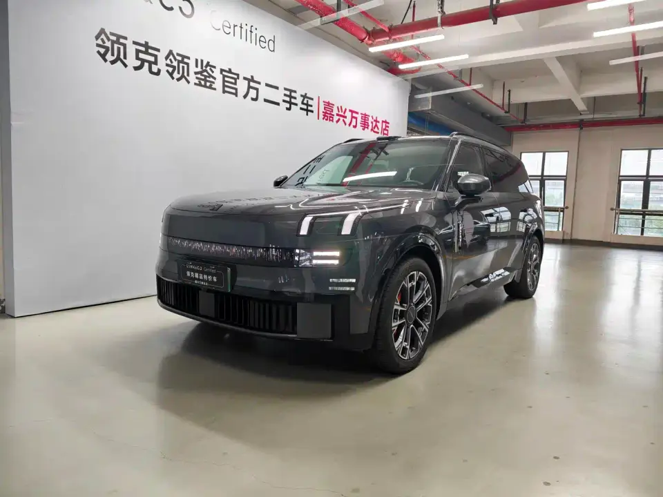 Lynk & Co 900 2.0T Ultra 2025