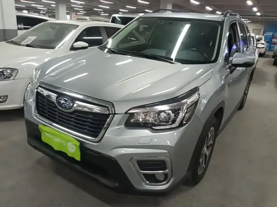 Subaru Forester 2.0i Luxury Edition 2021