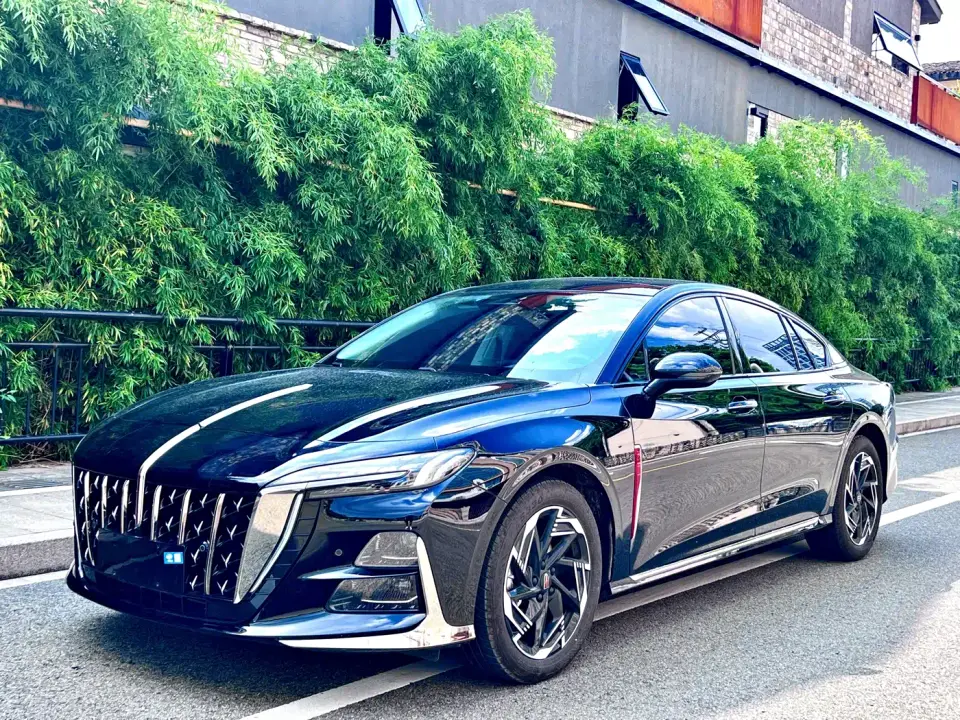 Hongqi H6 2.0T Premium Edition 2024