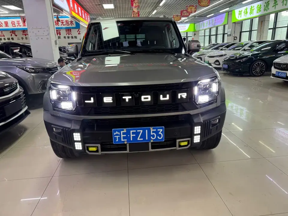 Jetour Traveler 2.0T 4WD Cross PRO Entertainment Edition 2024