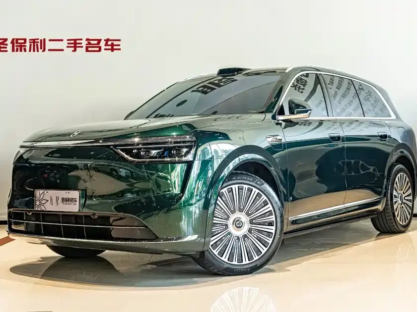 AITO Wenjie AITO M8 Model Extended Range Max+ Edition 53.4kWh 6-Seater 2025
