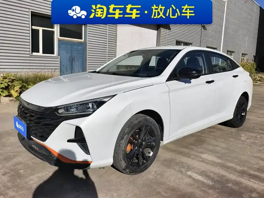 Dongfeng Aeolus Yixuan Mach Edition 1.5L Automatic Chase Edition 2025