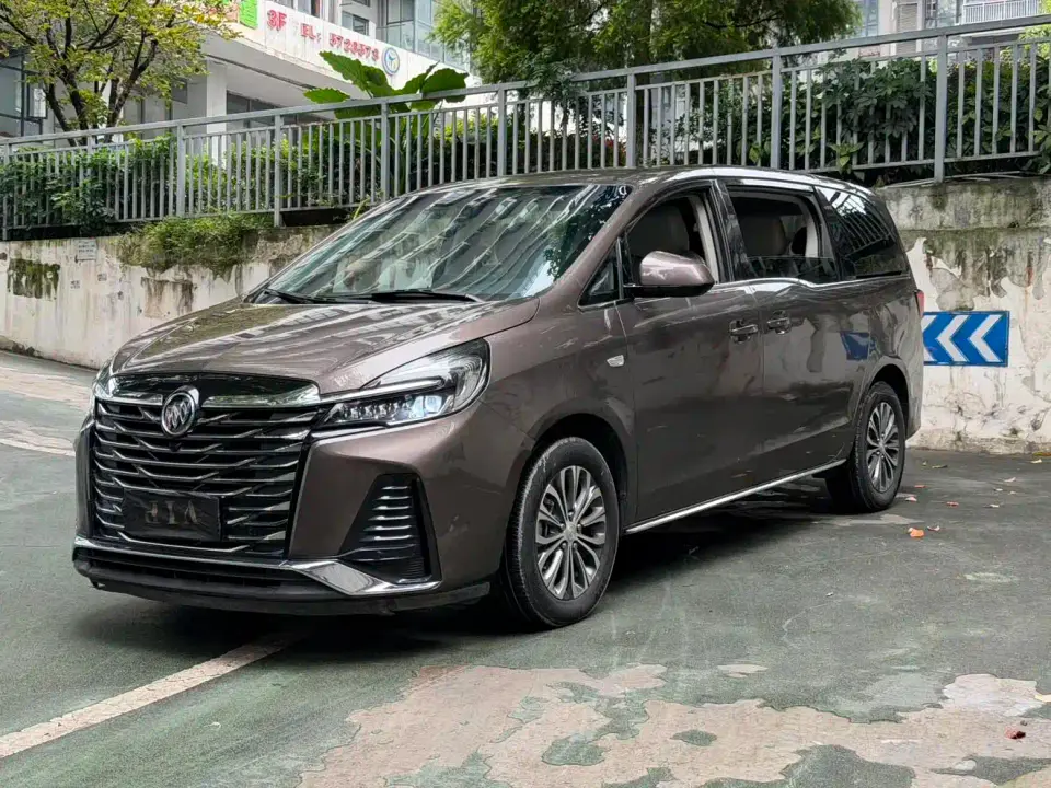 Buick GL8 Model Land Business Class Smart 2023