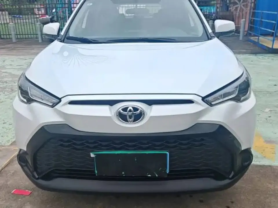 Toyota Frontlander 2.0L CVT Elite Plus Edition 2025