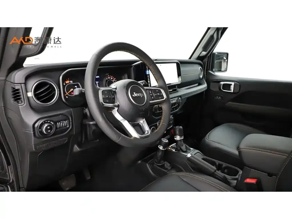 Jeep Wrangler Model 2.0T Sahara Four-Door Version 2025 — фото 6