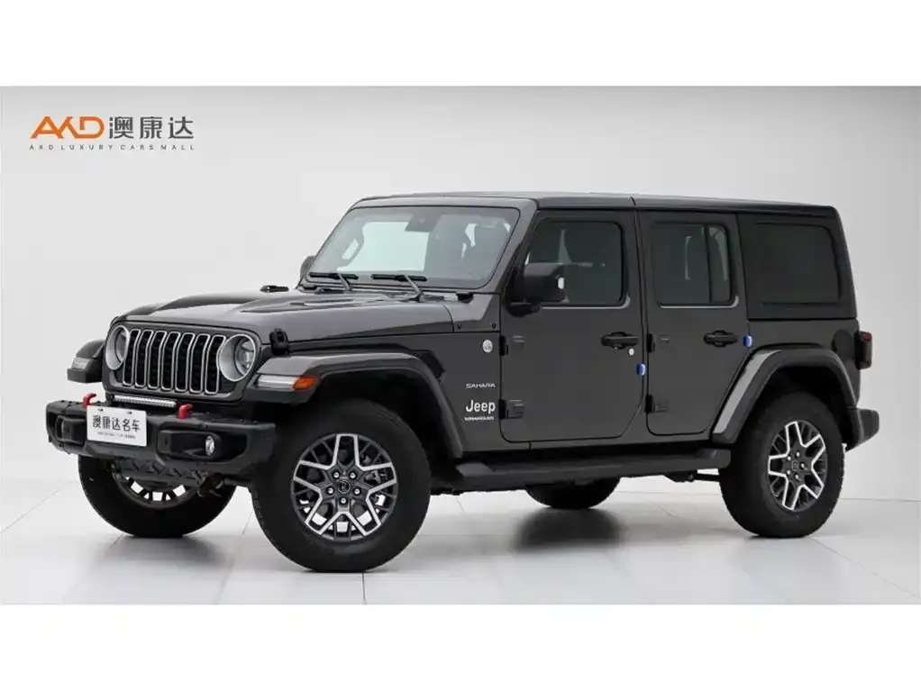 Jeep Wrangler Model 2.0T Sahara Four-Door Version 2025