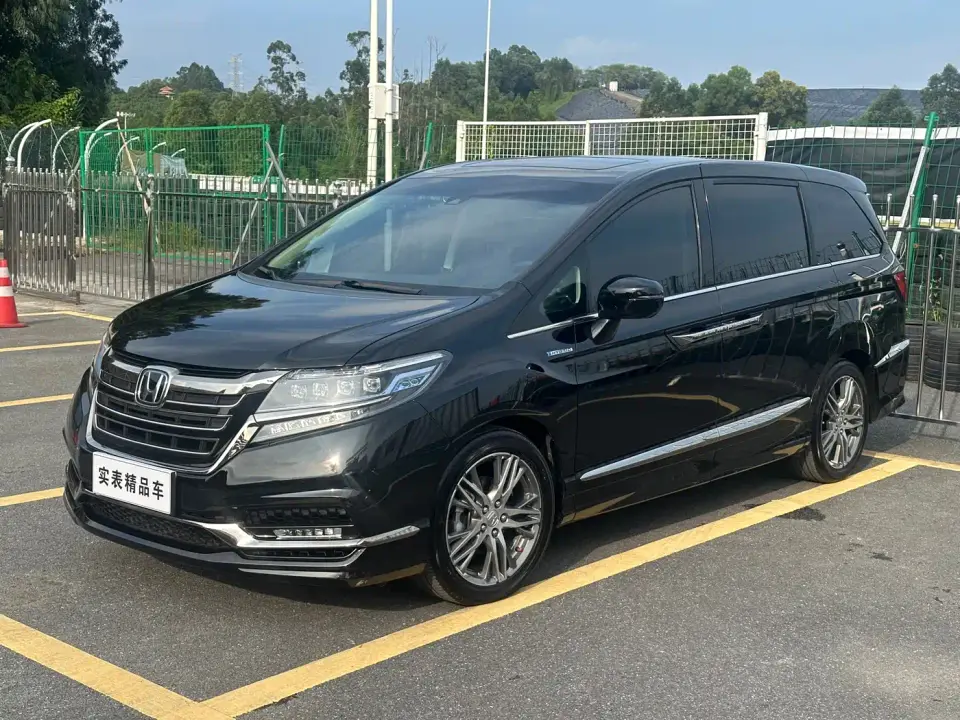 Honda Elysion 2.0L Hybrid Luxury Edition 2019