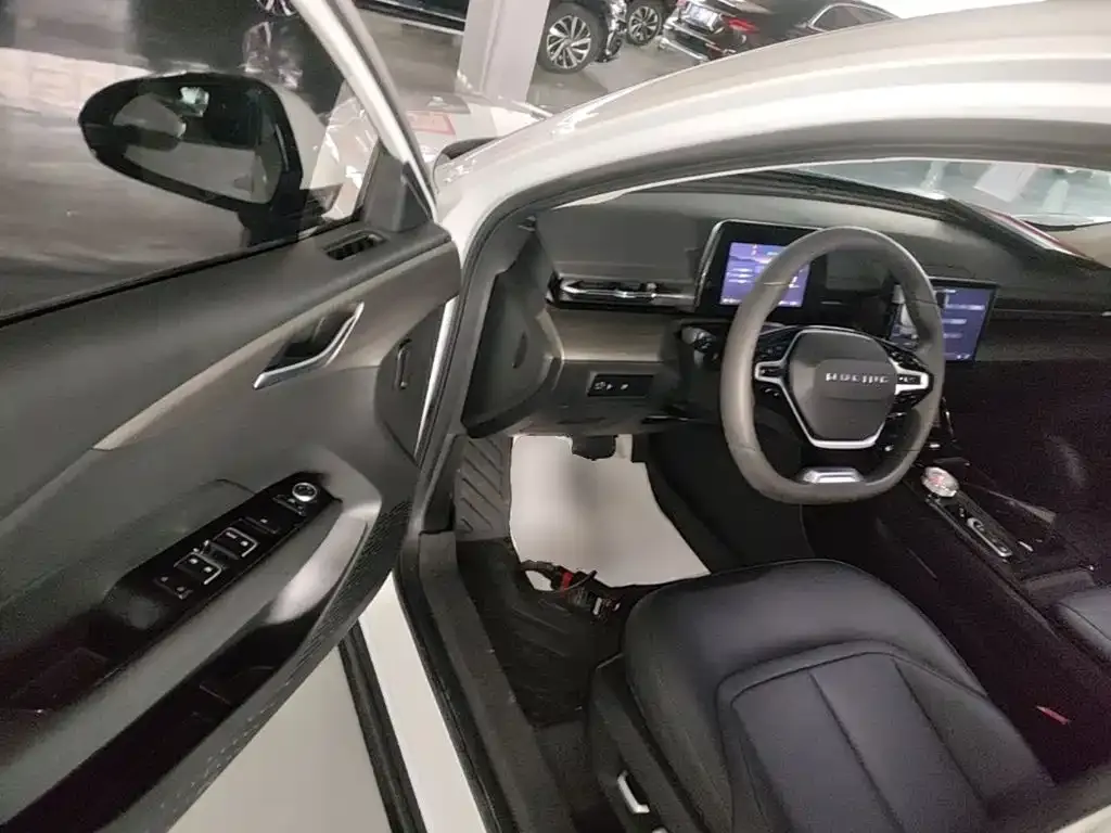 Wuling Motors Wuling Xingguang Co-Creation Edition 150 Standard 2024 — фото 16