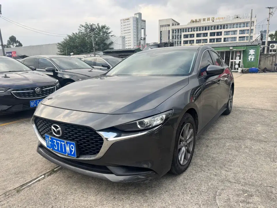 Mazda Mazda3 Axela 2.0L Automatic Premium Edition 2021