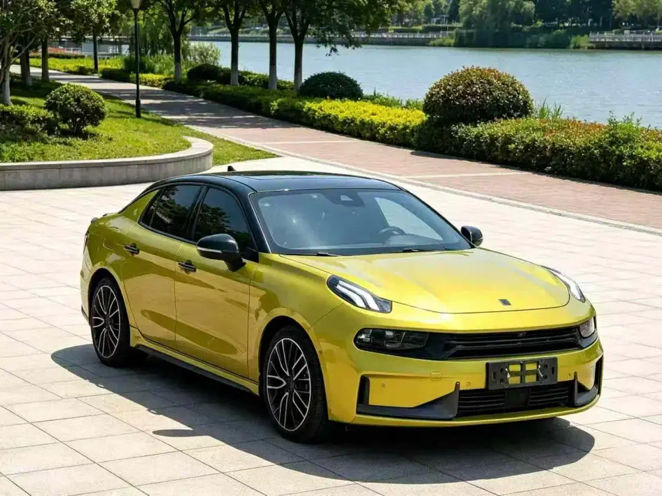 Lynk & Co 03 03+ 2.0TD Auto Wind Rider Edition 2022