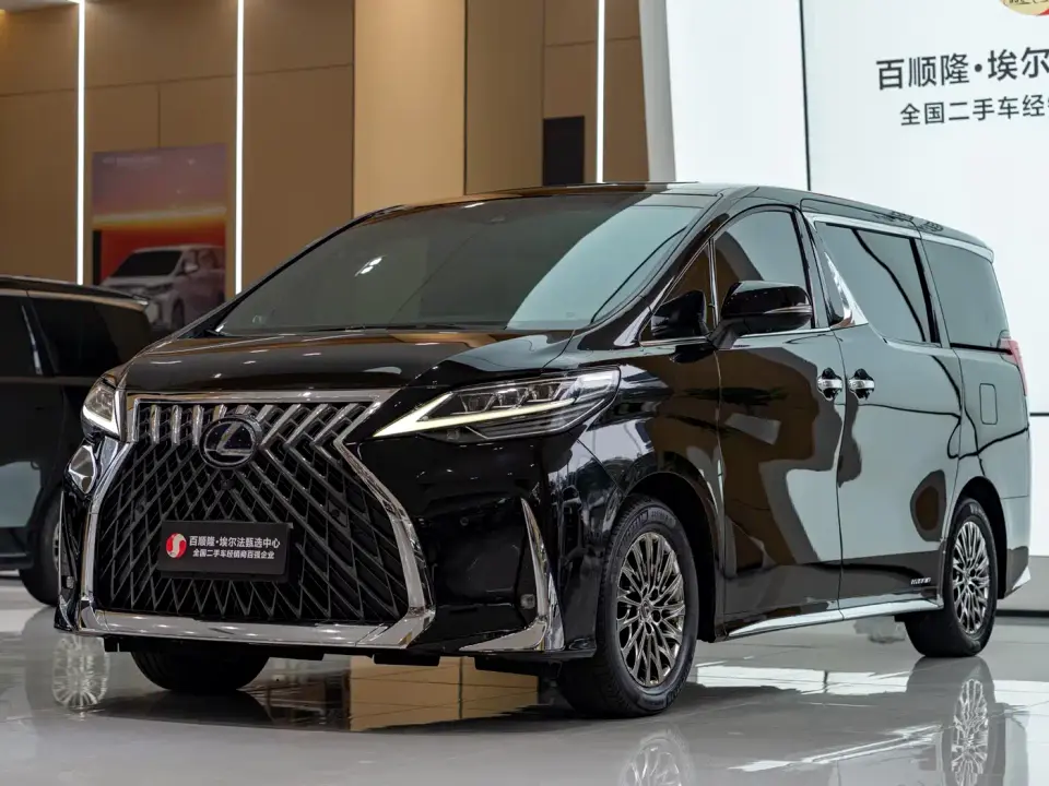 Lexus LM 300h 4-Seat Imperial Edition 2022