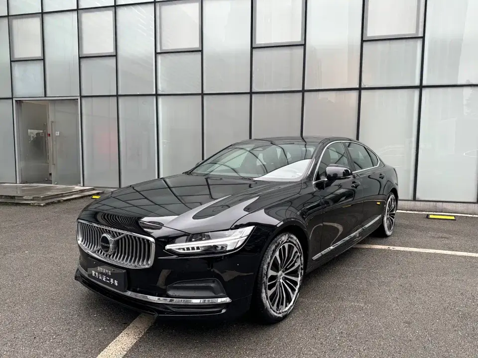 Volvo S90 B5 Zhiyi Luxury Edition 2024