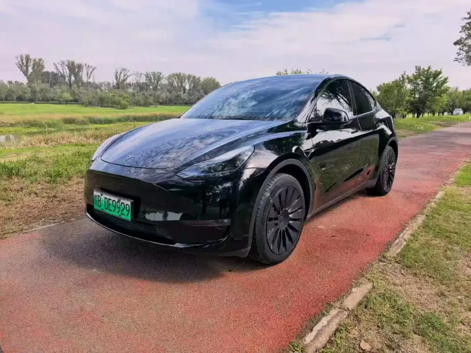 Tesla Model Y Long Range All-Wheel Drive Edition 2023